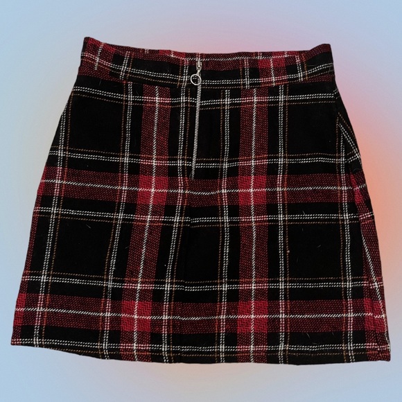 Vintage plaid red skirt - Picture 1 of 3